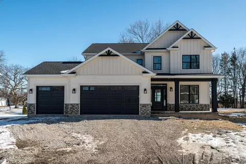 11701 45th, Pleasant Prairie, WI 53158