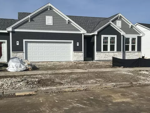 9561 S Sophia, Franklin, WI 53132