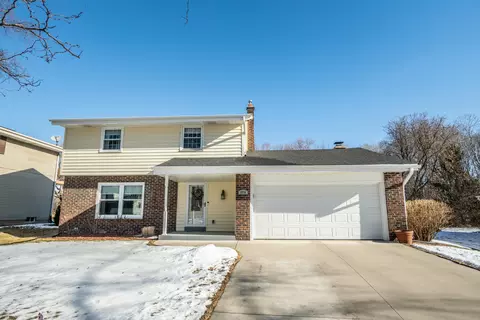1574 Parkway, Port Washington, WI 53074