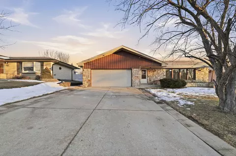 1718 Poplar, South Milwaukee, WI 53172