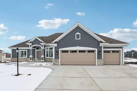 w221n4564 Timber #LT 175, Pewaukee, WI 53072