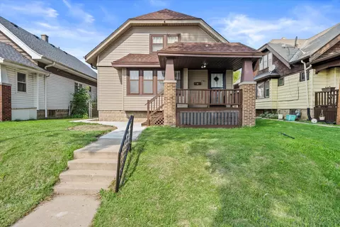3783 N 9th, Milwaukee, WI 53206