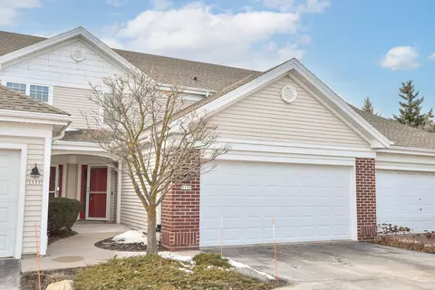 7179 W Rawson, Franklin, WI 53132