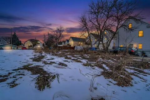 1917 S 19th, Milwaukee, WI 53204