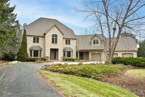 11024 N N Riv, Mequon, WI 53092