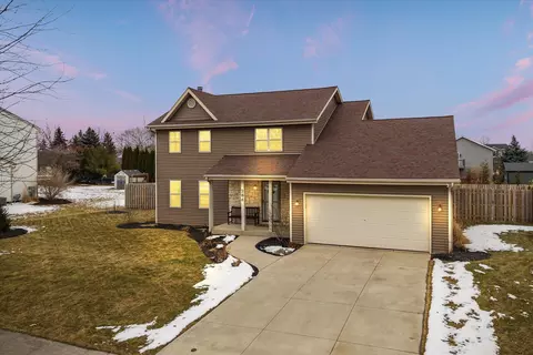 286 Julie Anna, Belgium, WI 53004