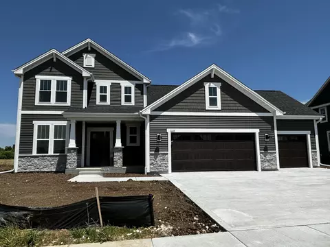 1750 Switchgrass, Oconomowoc, WI 53066