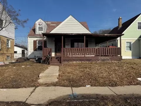 3908 W Hampton, Milwaukee, WI 53209