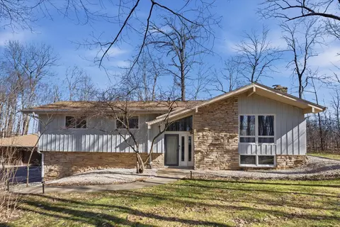 332 Glenview, Grafton, WI 53024
