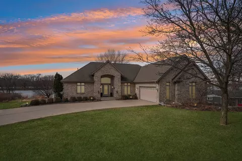 n4985 Arrowhead Trail, Hubbard, WI 53039
