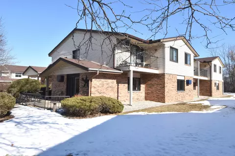 4502 S Greenridge, Greenfield, WI 53220