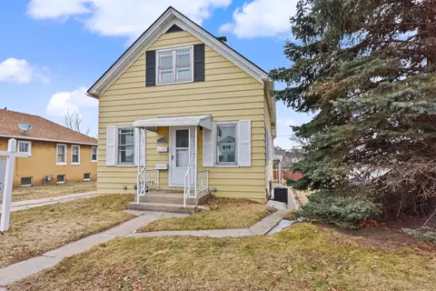 2348 S 84th, West Allis, WI 53227