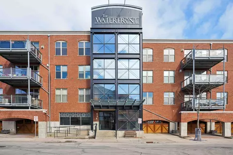 130 S Water #106, Milwaukee, WI 53204