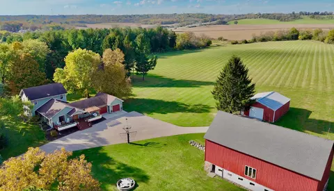 w3046 Krueger Road, Geneva, WI 53147