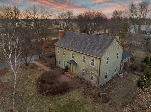 2650 W Sunnydale, Mequon, WI 53092