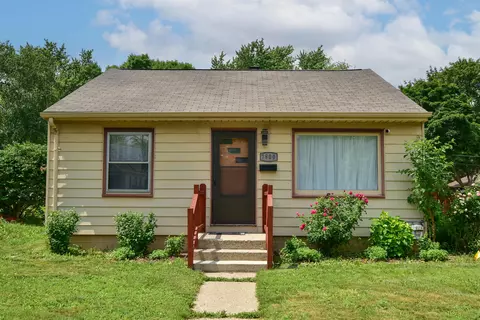 7800 W Palmetto, Milwaukee, WI 53218