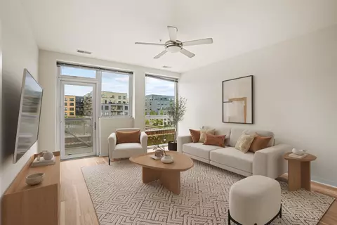 1902 N Commerce #313, Milwaukee, WI 53212