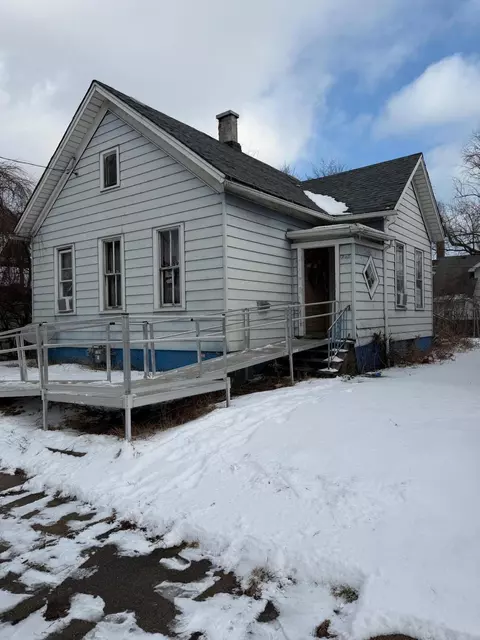 265 Harrison, Racine, WI 53404
