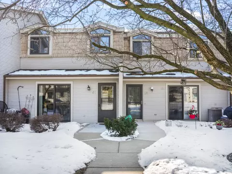 940 Prairie #27, Mount Pleasant, WI 53406