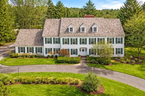10022 N Miller, Mequon, WI 53092