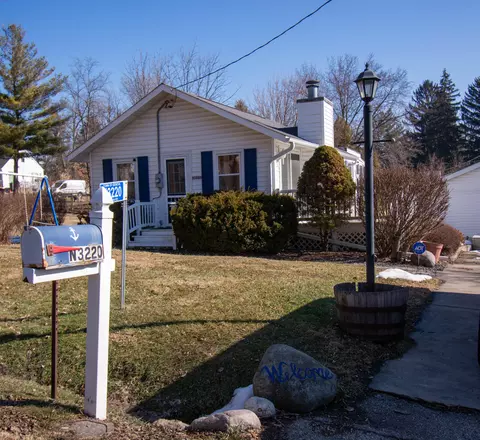 n3220 Acacia Road, Geneva, WI 53147