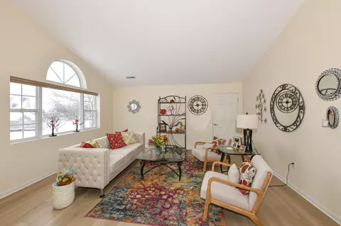 9128 W Elm #F, Franklin, WI 53132