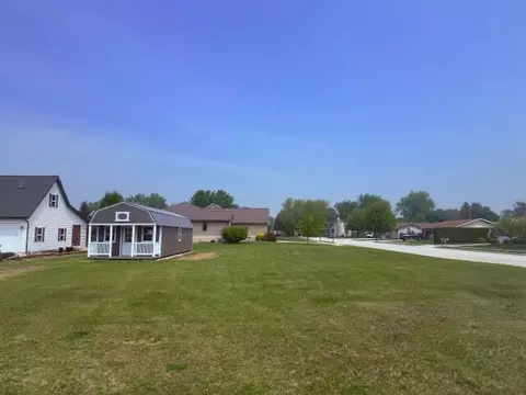 Lt9 Clover, Two Rivers, WI 54241