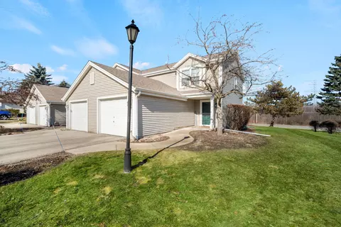 2119 E Broadway #D, Waukesha, WI 53186