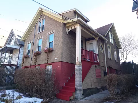 1227 E Kane, Milwaukee, WI 53202
