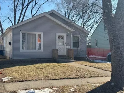 5036 N 56th, Milwaukee, WI 53218