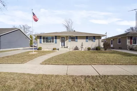 8409 27th, Kenosha, WI 53143
