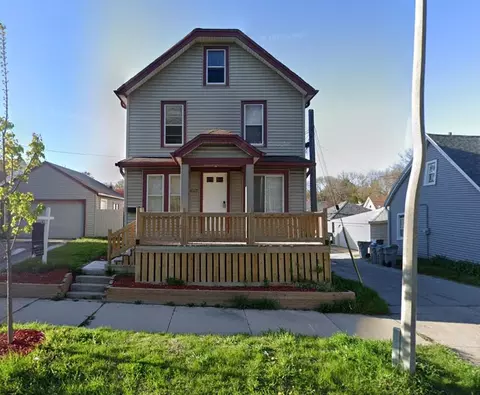 6320 W Adler, Milwaukee, WI 53214