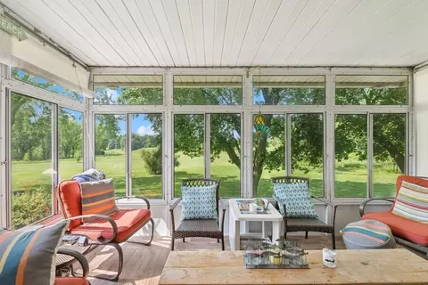 352 County Road B #12, Fontana, WI 53125