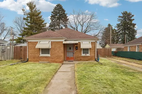 245 Island, Racine, WI 53405