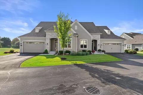 1763 Derby #67, Oconomowoc, WI 53066