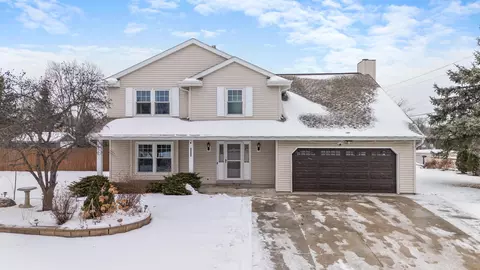 7101 S Countryside, Franklin, WI 53132