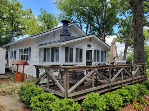 1610 Jackson Park, Delavan, WI 53115