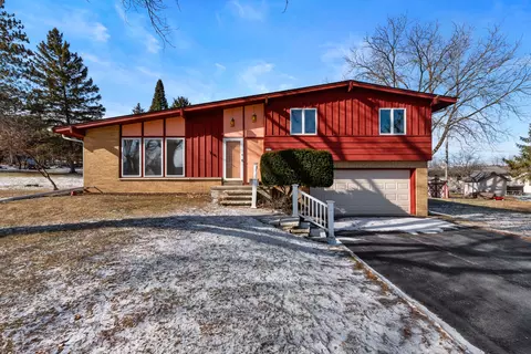 1015 Hillside, Kewaskum, WI 53040