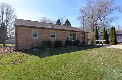 2613 Indian, Caledonia, WI 53402