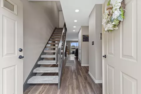 11936 W W Ml #2, Milwaukee, WI 53225