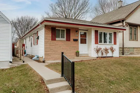 2863 S 34th, Milwaukee, WI 53215
