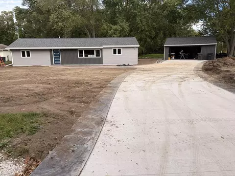 7747 128th, Bristol, WI 53104
