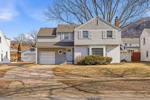 404 Losey, La Crosse, WI 54601