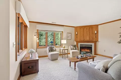 465 Hartford #1, Hartford, WI 53027