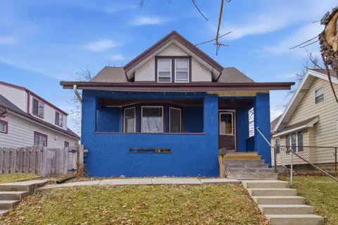 929 S 56th, West Allis, WI 53214