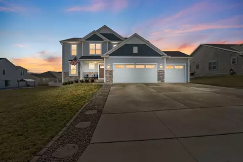 431 Nottingham, Union Grove, WI 53182