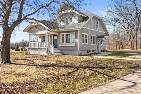 n7243 North Crystal Lake Road, Beaver Dam, WI 53916