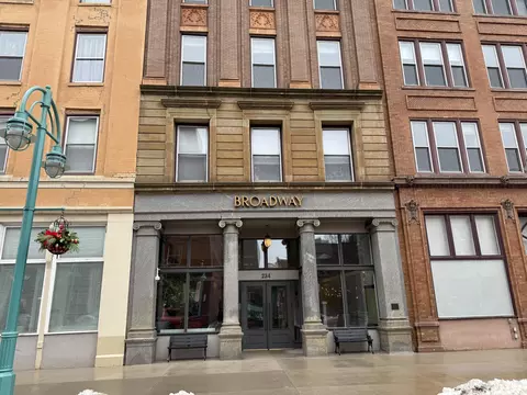 234 N Broadway #518, Milwaukee, WI 53202