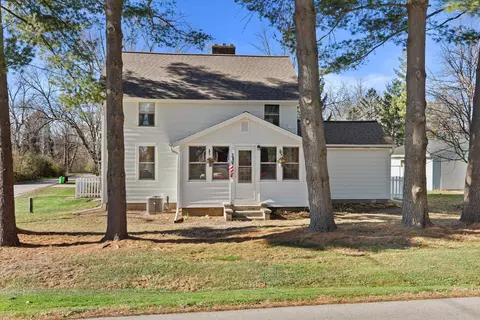 w380n8481 Mill, Oconomowoc, WI 53066