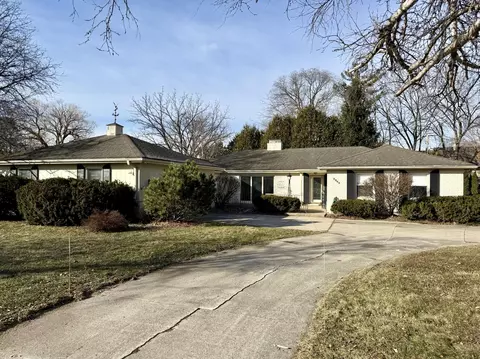 2365 Mary Beth, Brookfield, WI 53005